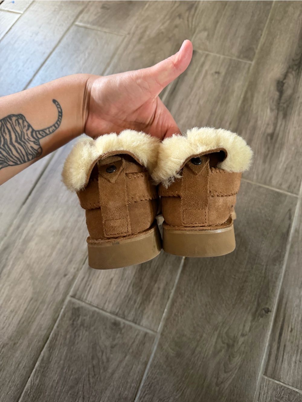 UGG MCKAY Chestnut Suede Shearling Short Booties - Picture 4 of 5
